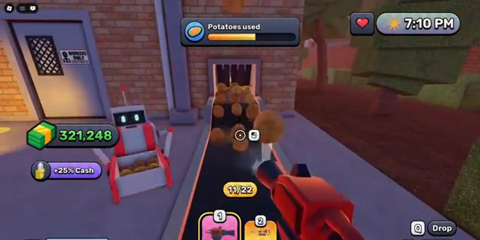 In-game frame: the conveyor outside the shop at 7:10 PM with a helper robot and the potato pile